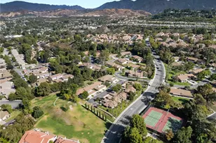 20061 Ave Of The Oaks, Newhall, CA 91321 - Photo 34