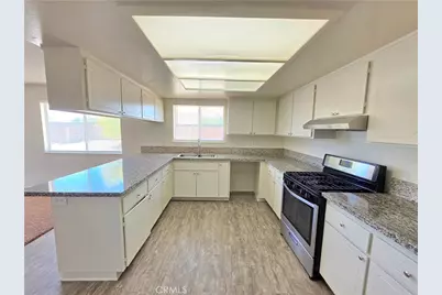 20325 Airway, California City, CA 93505 - Photo 2