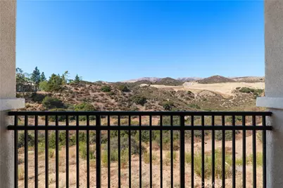 21917 Bella Vista Place, Chatsworth, CA 91311 - Photo 8