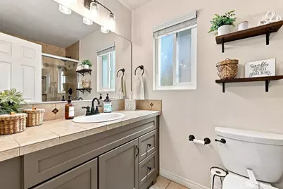21919 Grovepark, Saugus, CA 91350 - Photo 22