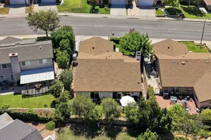 21919 Grovepark, Saugus, CA 91350 - Photo 44