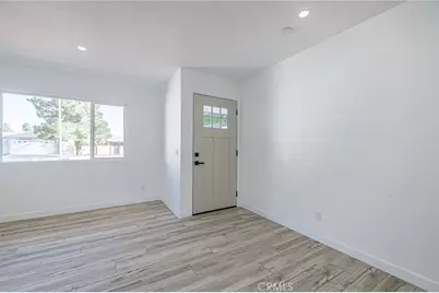737 W Avenue H7, Lancaster, CA 93534 - Photo 6