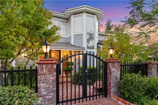 24335 Arcadia St, Newhall, CA 91321 - Photo 2
