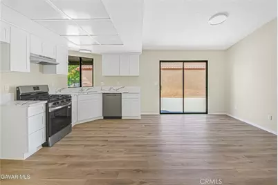 37456 Lilacview Avenue, Palmdale, CA 93550 - Photo 6