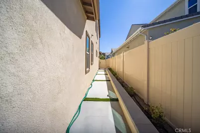 29566 Camino Azar, Valencia, CA 91354 - Photo 52