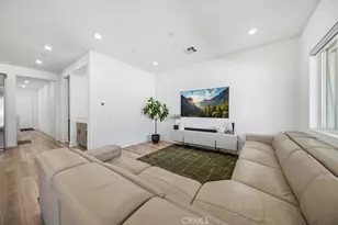 29566 Camino Azar, Valencia, CA 91354 - Photo 6
