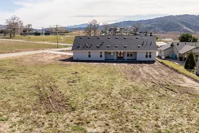 24401 Oaktree Court, Tehachapi, CA 93561 - Photo 16