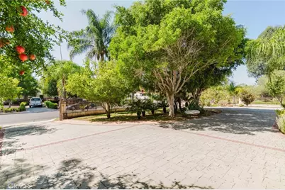 17451 Osborne Street, Sherwood Forest, CA 91325 - Photo 64