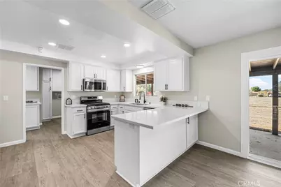 10157 E Avenue R8, Littlerock, CA 93543 - Photo 16