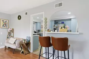 9533 Frankirst, North Hills, CA 91343 - Photo 6