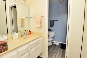 15155 Sherman Way, Van Nuys, CA 91405 - Photo 20