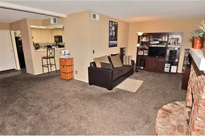 15155 Sherman Way #37, Van Nuys, CA 91405 - Photo 2
