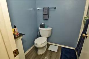 15155 Sherman Way, Van Nuys, CA 91405 - Photo 22