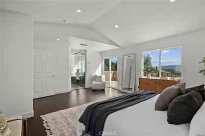 29052 Madrid Place, Castaic, CA 91384 - Photo 36