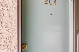 4000 W Victory Blvd, Burbank, CA 91505 - Photo 6