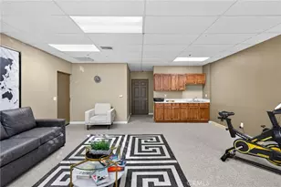 7236 Amigo, Reseda, CA 91335 - Photo 24