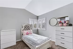 28454 Evergreen, Saugus, CA 91390 - Photo 18