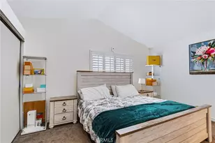 28454 Evergreen, Saugus, CA 91390 - Photo 12