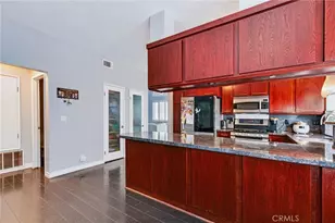 28454 Evergreen, Saugus, CA 91390 - Photo 10