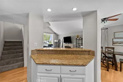 27631 Buckskin, Castaic, CA 91384 - Photo 14