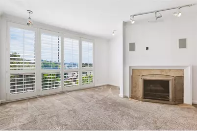 12720 Burbank Boulevard #205, Valley Village, CA 91607 - Photo 10