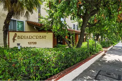 12720 Burbank Boulevard #205, Valley Village, CA 91607 - Photo 28