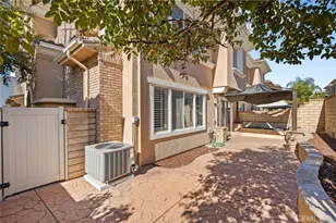 23868 Toscana Dr, Valencia, CA 91354 - Photo 24