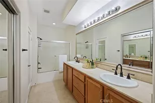 23868 Toscana Dr, Valencia, CA 91354 - Photo 22