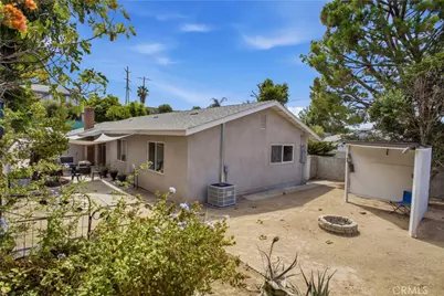11340 Gladstone, Sylmar, CA 91342 - Photo 16