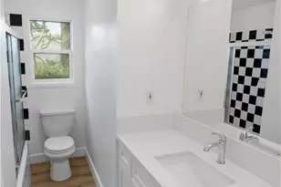 11340 Gladstone, Sylmar, CA 91342 - Photo 12