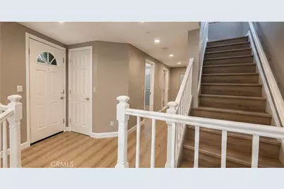 23317 Saticoy Street, Canoga Park, CA 91304 - Photo 6
