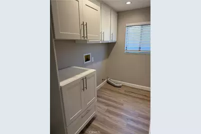 23317 Saticoy Street, Canoga Park, CA 91304 - Photo 16