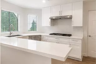23317 Saticoy St, Canoga Park, CA 91304 - Photo 4