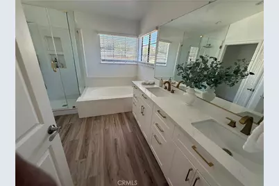 23317 Saticoy Street, Canoga Park, CA 91304 - Photo 22