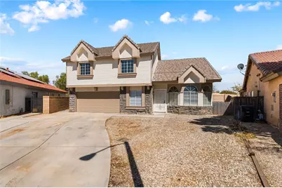 1000 Cloverdale Court, Rosamond, CA 93560 - Photo 2