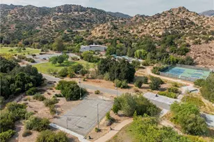 10120 Larwin Ave, Chatsworth, CA 91311 - Photo 48