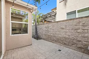 19945 Oakville Ct, Northridge, CA 91326 - Photo 16