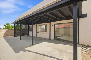 2001 Comstock Ct, Palmdale, CA 93551 - Photo 24