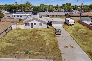 1047 E Lingard St, Lancaster, CA 93535 - Photo 6