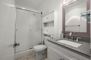 18619 Collins, Los Angeles, CA 91356 - Photo 20