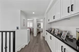 19329 Santa Maria Dr, Newhall, CA 91321 - Photo 22