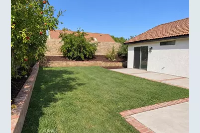 37437 Conifer Drive, Palmdale, CA 93550 - Photo 14