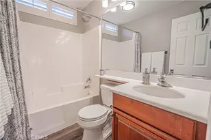 23921 Brio Ct, Valencia, CA 91354 - Photo 48