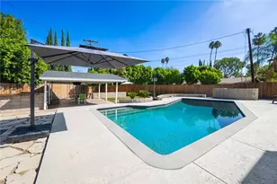 19843 Delano, Woodland Hills, CA 91367 - Photo 30