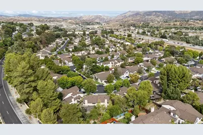 16939 Highfalls, Canyon Country, CA 91387 - Photo 30