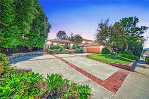 22548 Waterbury, Woodland Hills, CA 91364 - Photo 10
