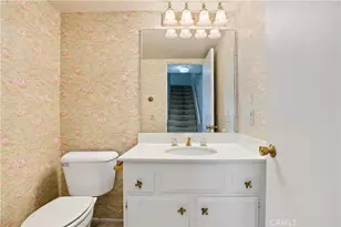 22269 1/2 Erwin, Woodland Hills, CA 91367 - Photo 10