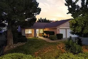 40324 Homeridge, Palmdale, CA 93551 - Photo 2