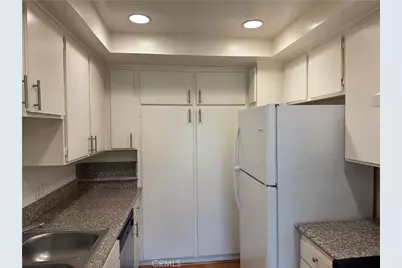 12830 Burbank #307, Valley Village, CA 91607 - Photo 12