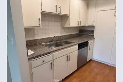 12830 Burbank #307, Valley Village, CA 91607 - Photo 14